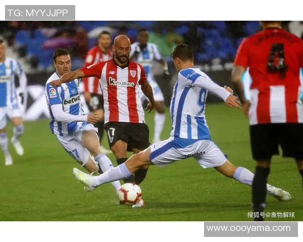 德甲惊现冷门切尔西与AC米兰战成平局红牌事件引发全场热议