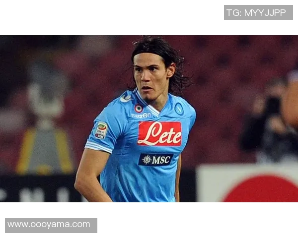 中超精彩对决那不勒斯狂胜巴萨帽子戏法点燃全场激情