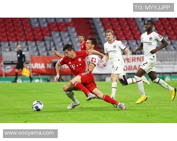 足总杯精彩对决拜仁大胜国米红牌事件引发全场热议