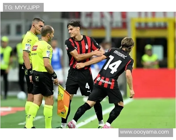 世界杯精彩对决AC米兰绝杀莱比锡引发转会热议与全场狂欢 世界杯精彩对决AC米兰绝杀莱比锡引发转会热议与全场狂欢