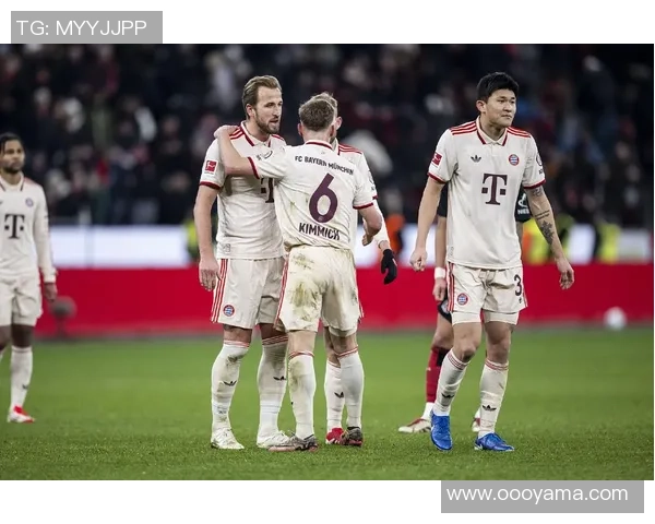 意甲焦点战拜仁小胜波尔图帽子戏法引发争议判罚全场沸腾