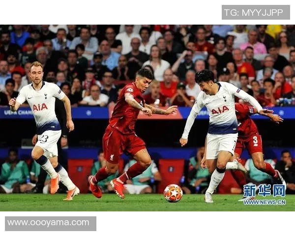 欧冠惊天逆转里昂主场4-0横扫利物浦引发全场狂欢