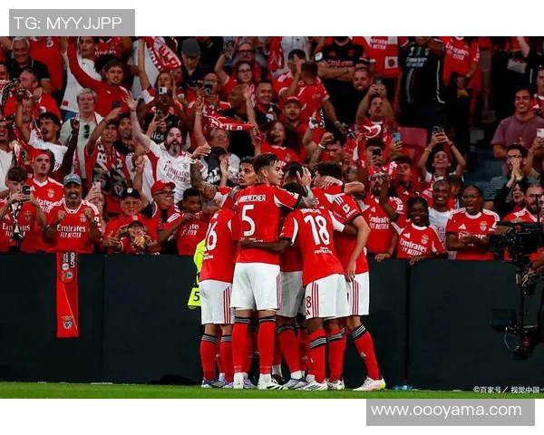 欧联杯激战本菲卡与阿森纳互交白卷全场精彩瞬间回顾