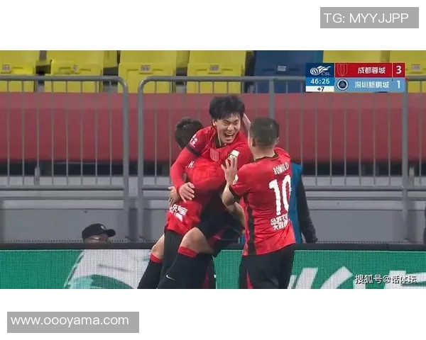 中超激战莱比锡逆转巴黎圣日耳曼红牌事件引发全场热议