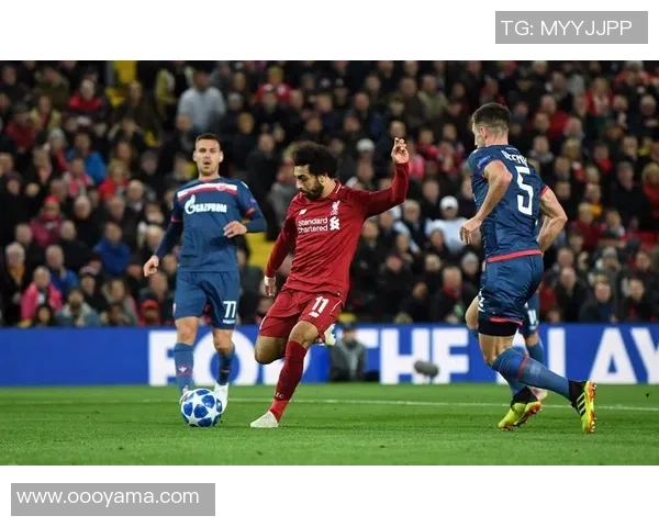 德甲精彩对决巴萨狂胜那不勒斯五球大捷引爆全场激情